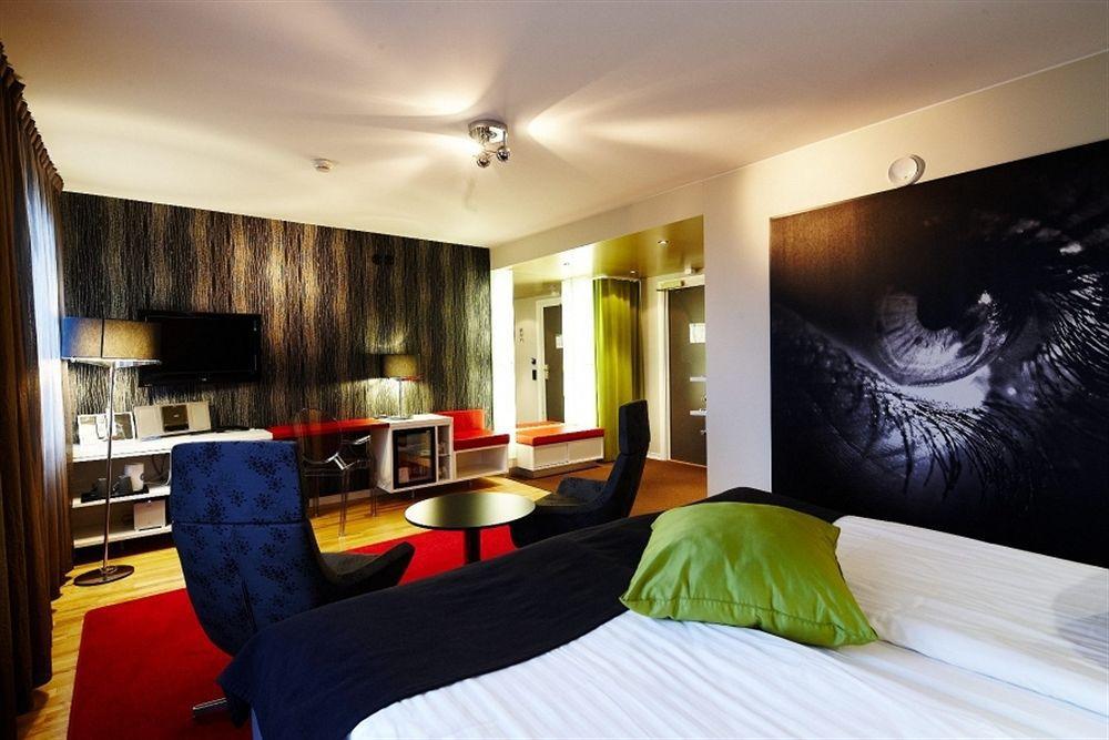 Profilhotels Savoy Jönköping Buitenkant foto